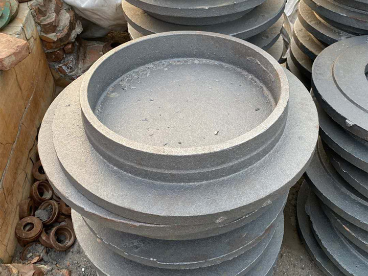 壓蓋，透蓋，悶蓋