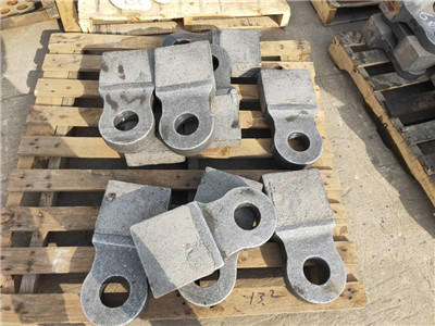 更換合金耐磨錘頭時應(yīng)注意哪些?